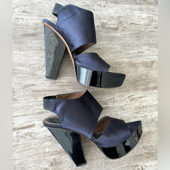 MARNI Platform Heels Satin Black Blue Size 39 Ready To Wear Spring 2008 - Picture 2 of 13